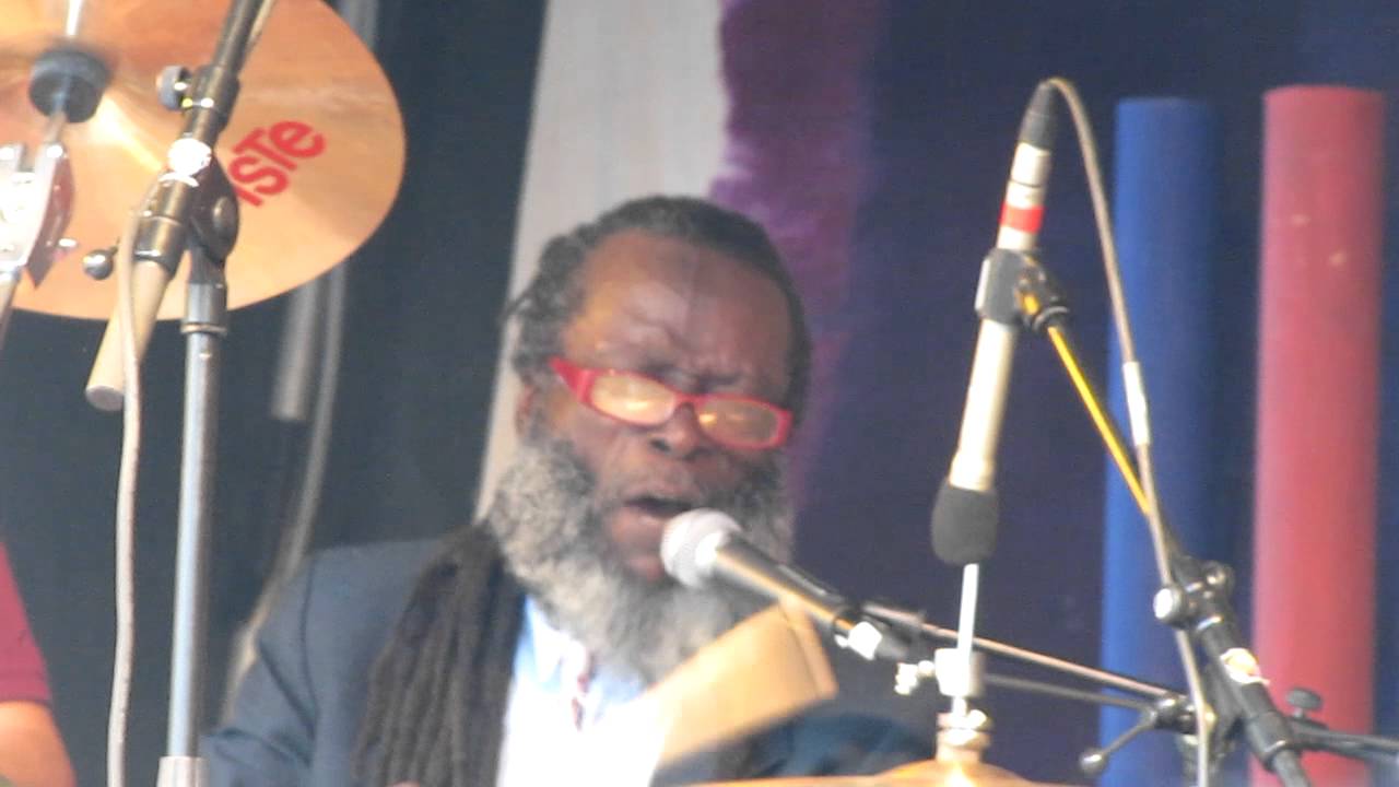 Foo Fanick mit Afro Voodoo Reggae aus Benin