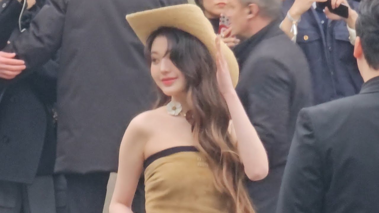 IVE Jang Wonyoung 장원영 arrival @ MiuMiu Event for the Paris Fashion Week