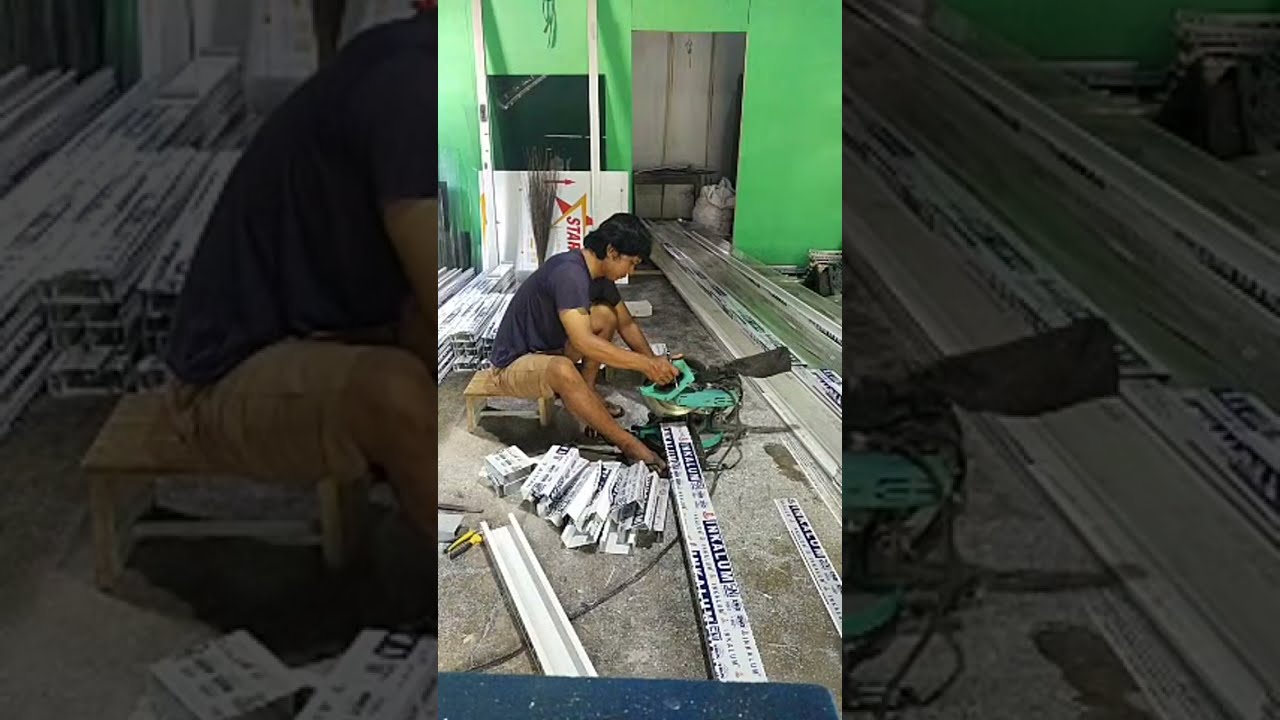 Proses Pemotongan Kusen Aluminium