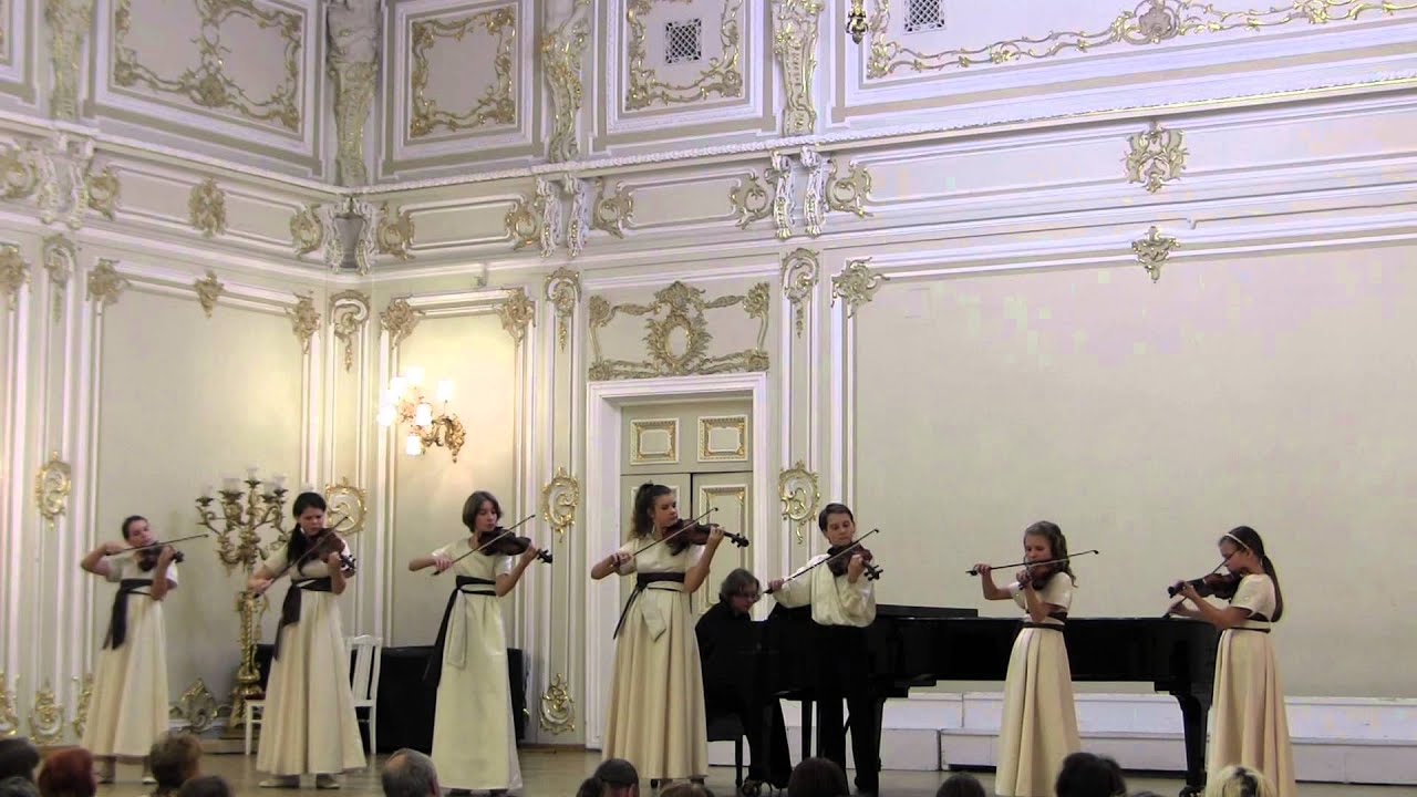 A.Piazzolla: Primavera portena (Spring).А.Пьяцолла испол. Тутти