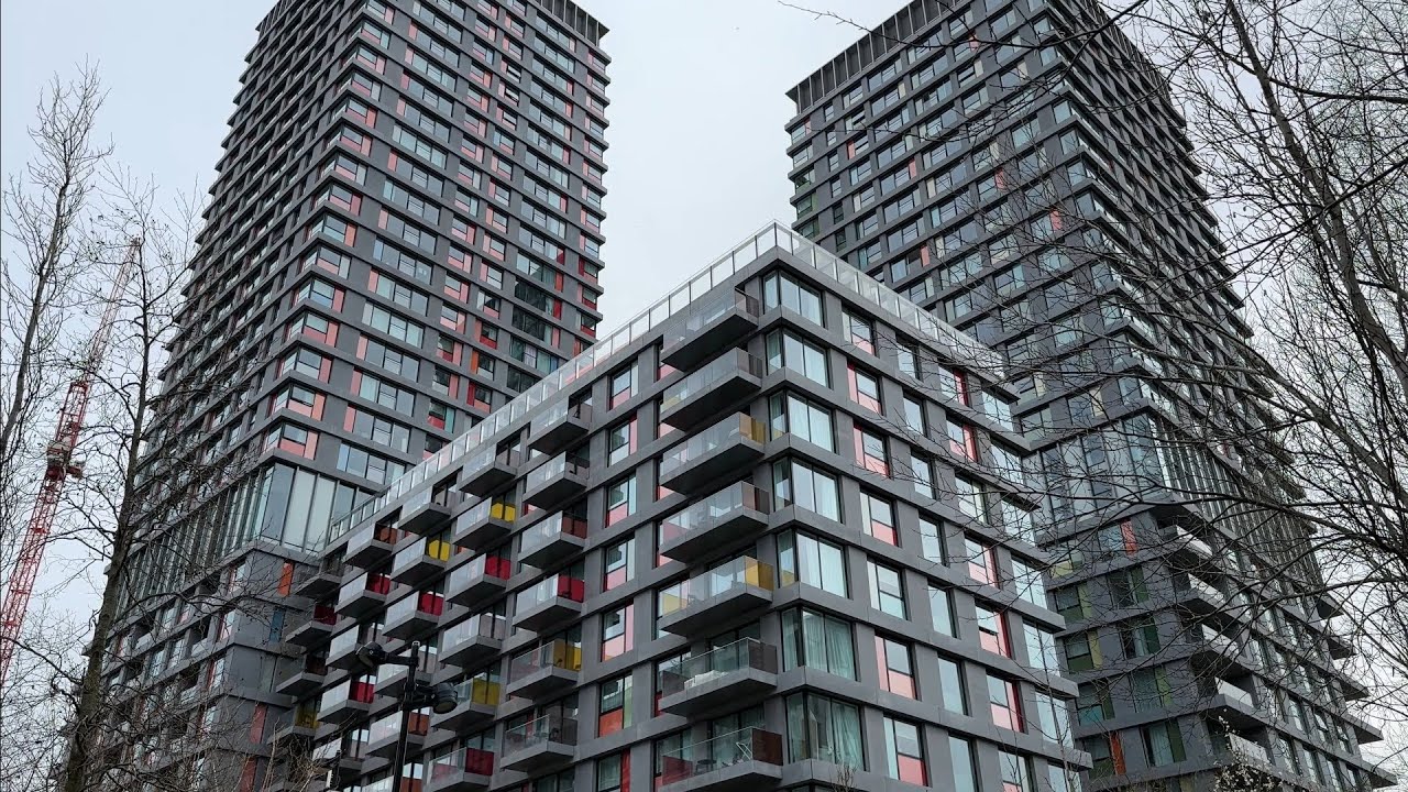 🇬🇧 EAST LONDON WALK, EAST VILLAGE STRATFORD WALKING TOUR, LONDON OLYMPIC VILLAGE, 4K