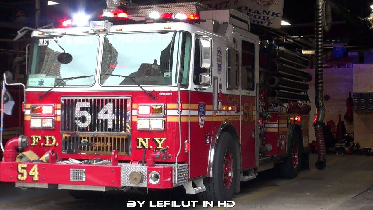 [FDNY ENGINE 54] Inside view Alarmierung & Ausfahrt + Mit Bullhorn über die 8th Ave.