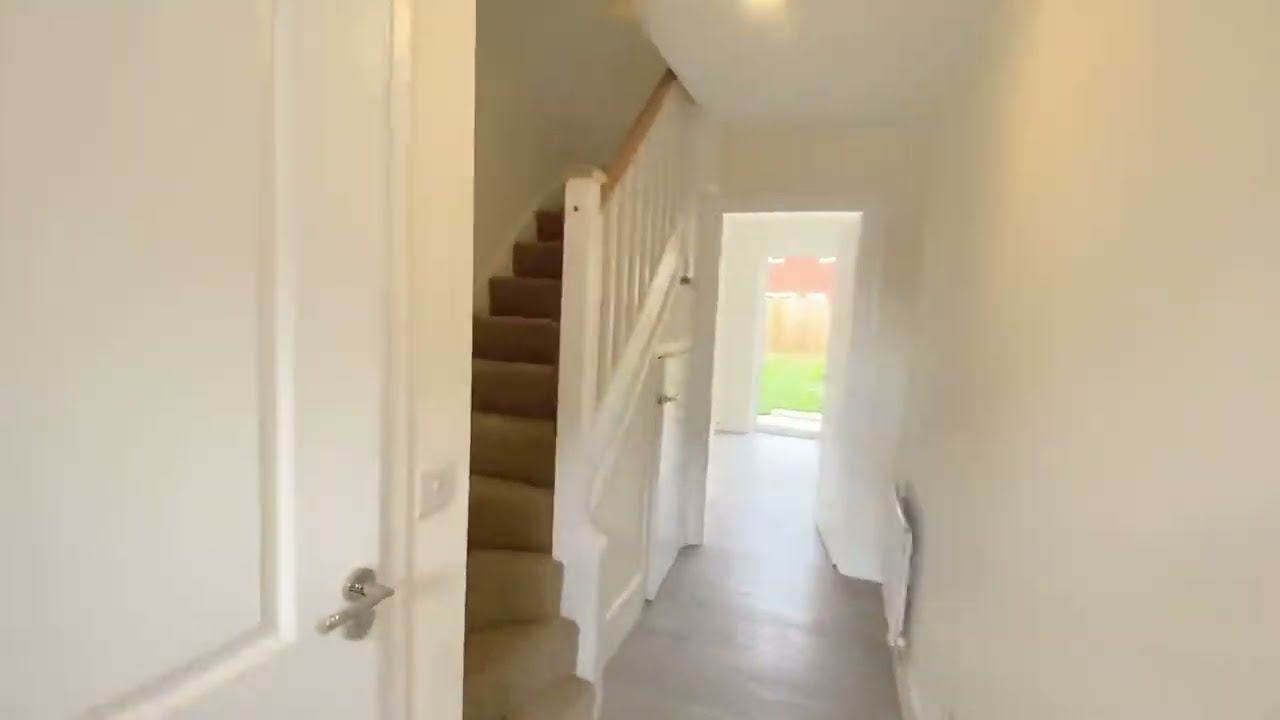 11 Halford Court. Woodford Garden Village.