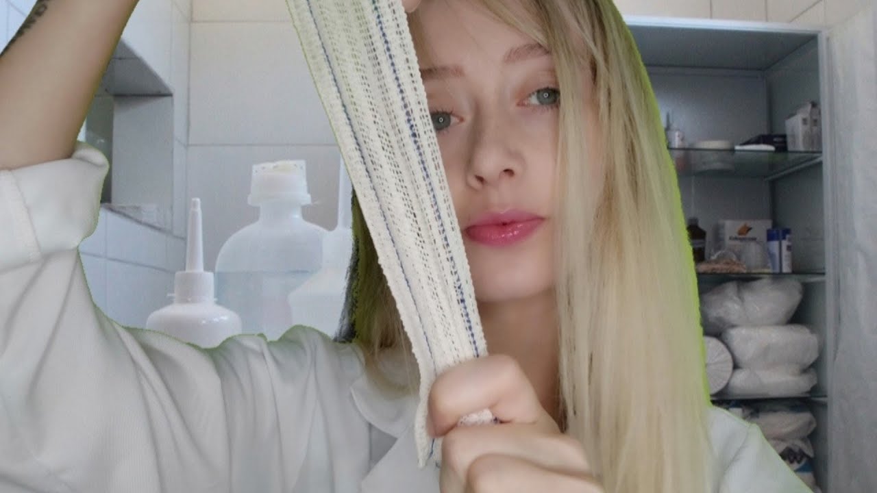 ASMR - Cuidando do seu machucado (ROLEPLAY Enfermeira)