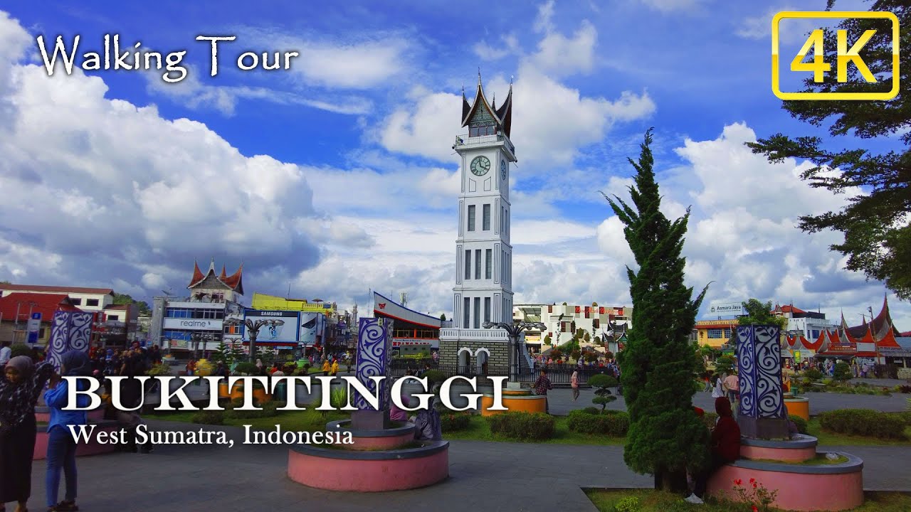 Bukittinggi (Parijs van Sumatra) - Walking Tour in Beautiful Minangkabau City of Indonesia