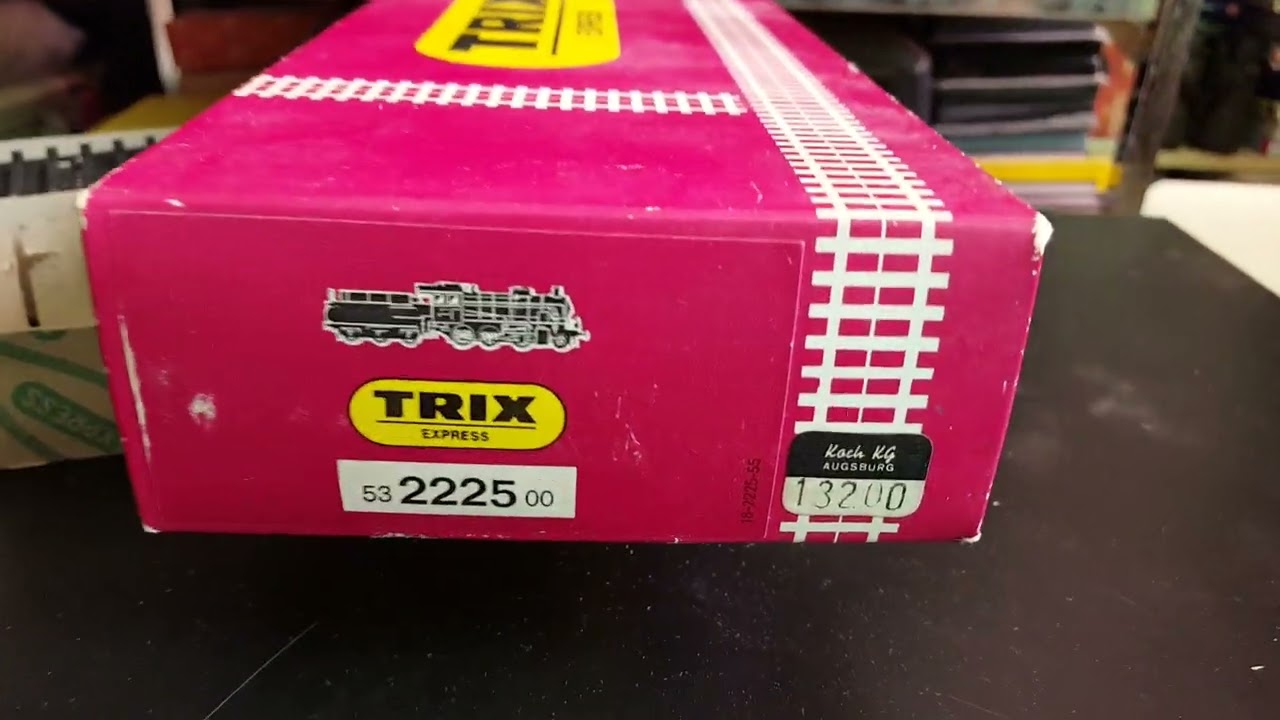 Kleines Fahrvideo Trix Express 53 2225 00 - BR 54
