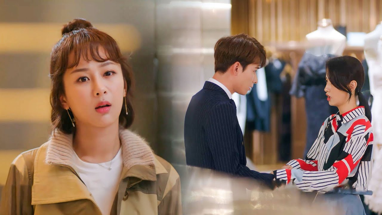 The wife ran into her husband buying clothes with his mistress, making them feel ashamed!