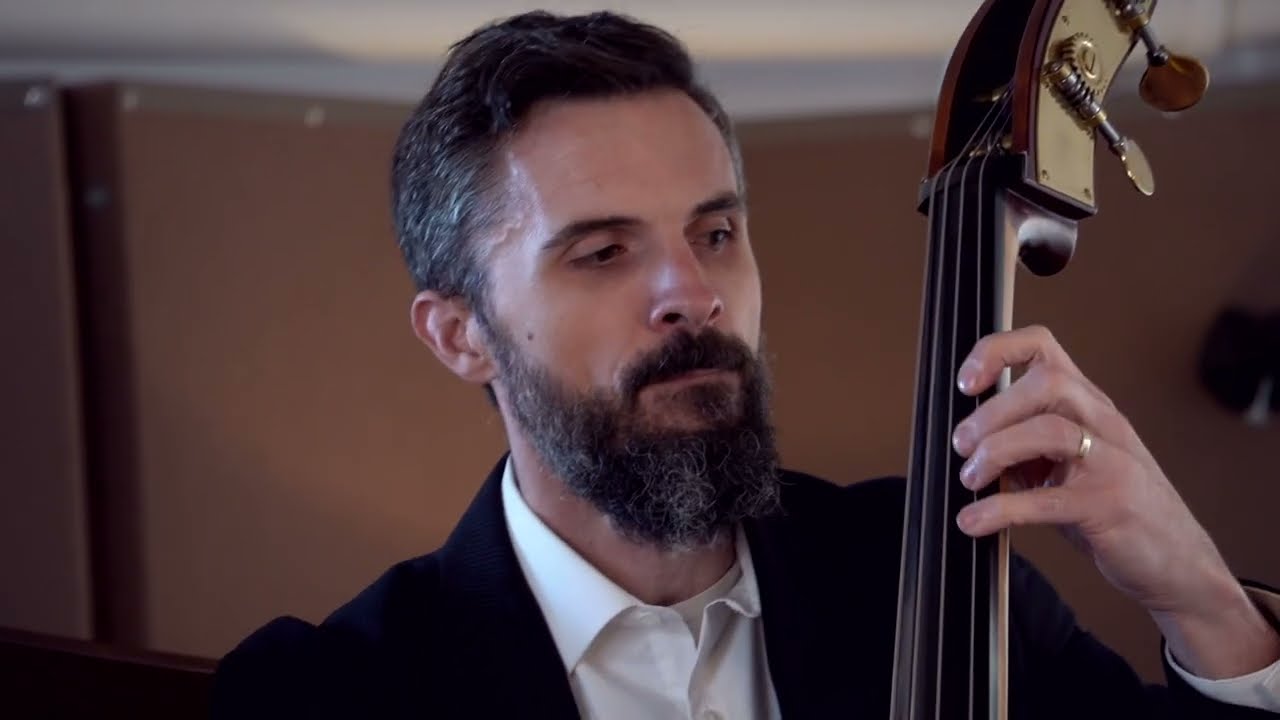 The Alex Levin Trio: How Deep Is the Ocean (Irving Berlin)