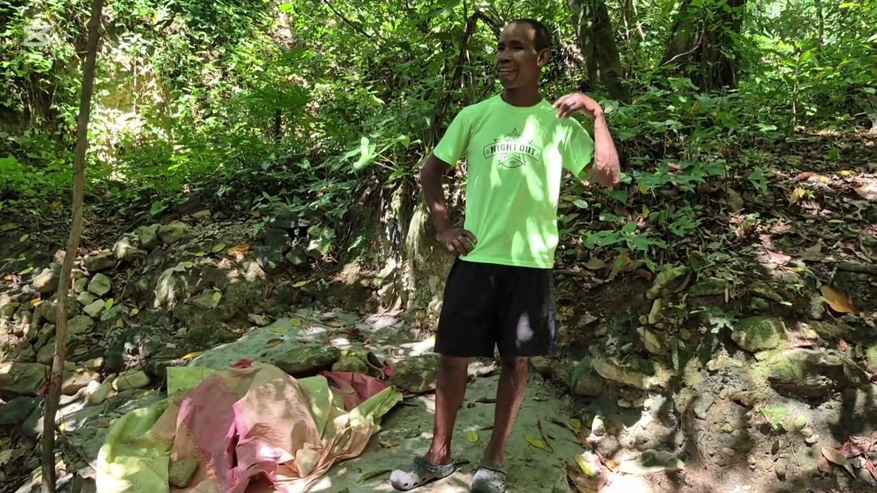 CONOCIENDO LA FUENTE DE AGUA EN EL CAMPO CON NUESTRO QUERIDO RUFINO. 