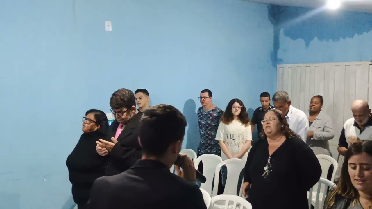 10.02.2026 louvor não sou celebridade pastor Felipe igreja o senhor e o meu pastor e nada me faltará