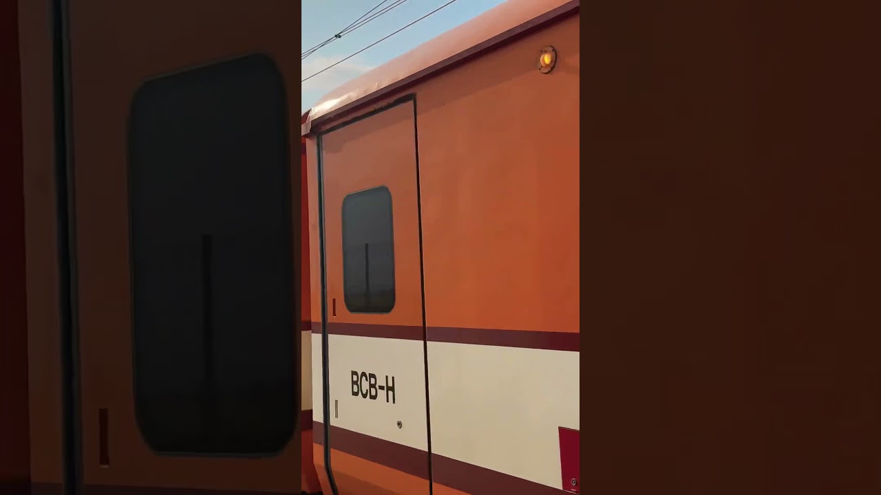 Tanzania RC SGR Train Arrives in Morogoro. Stunning Mountain Views #rapidrider #indianrailways