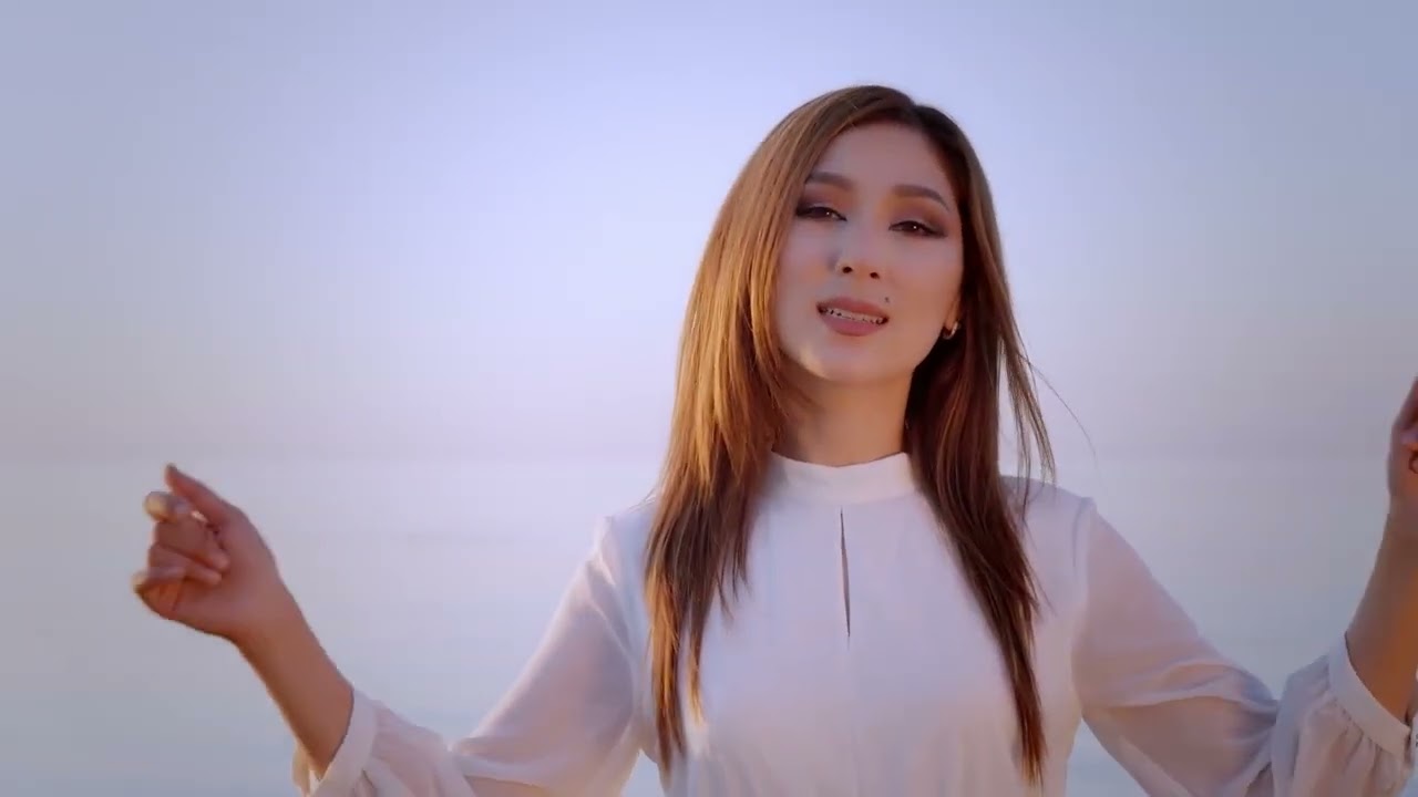 Hilola Samirazar - Elfida