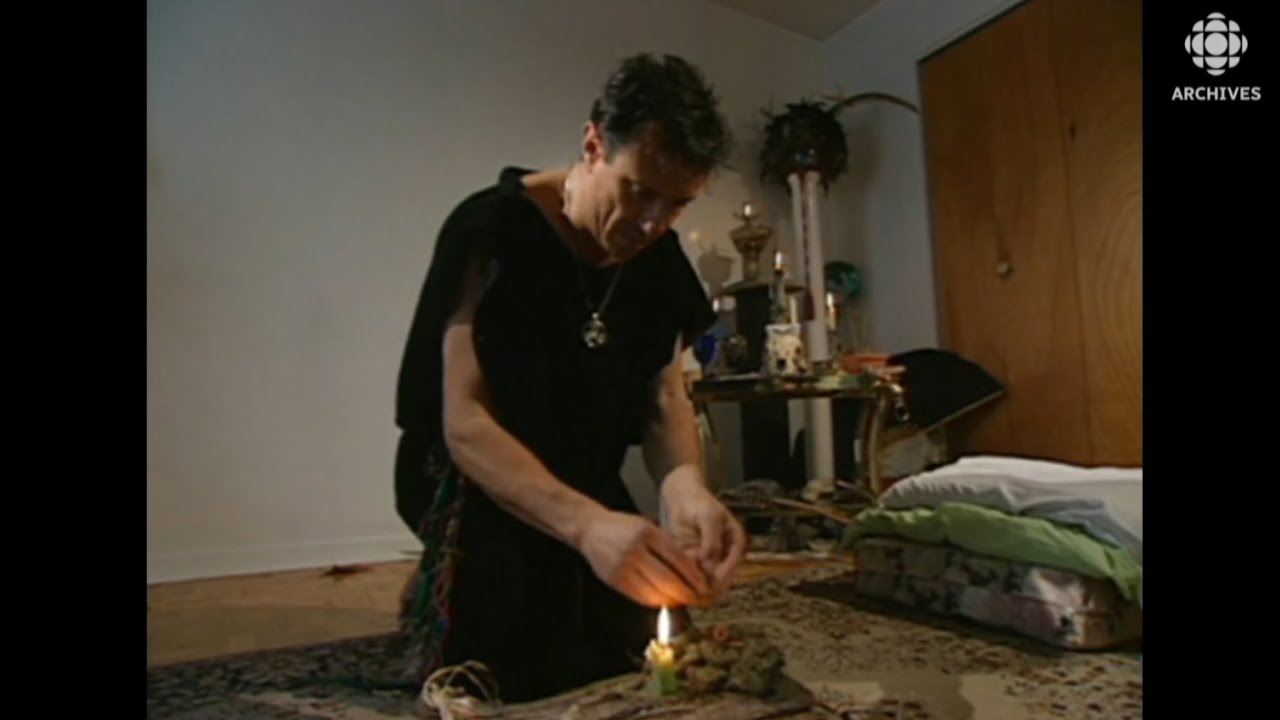 Les rites, croyances et modes de vie des sorciers et sorcières au Québec en 1998