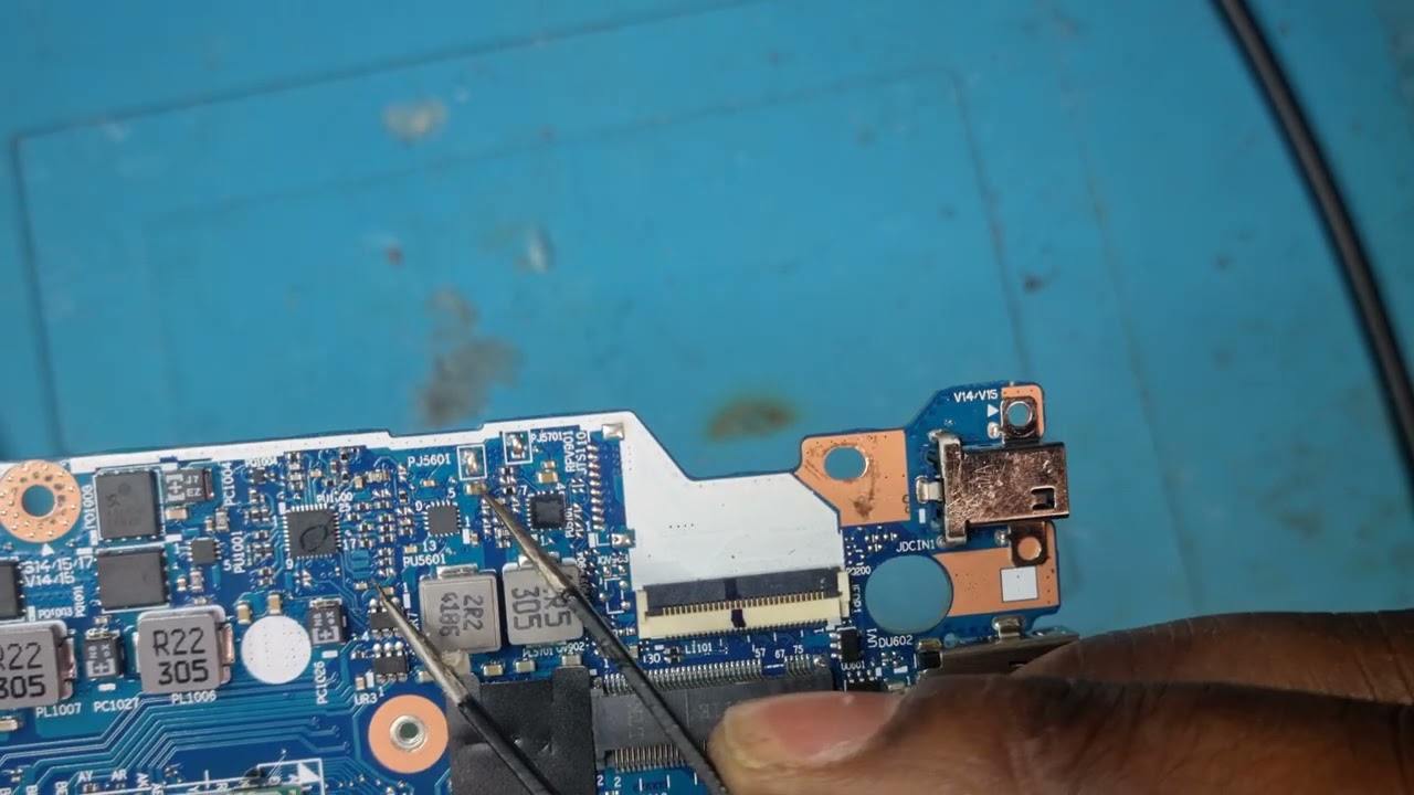 Dead Lenovo Ideapad V15 G2 
