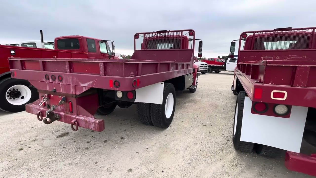 2004 International 4300 Flatbed (E0507)