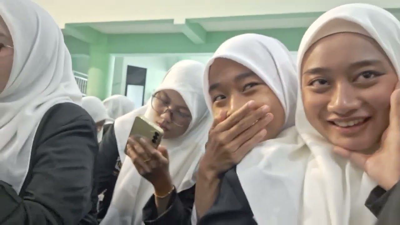 Selamat menyaksikan kerandoman kitaaa😂🙏
