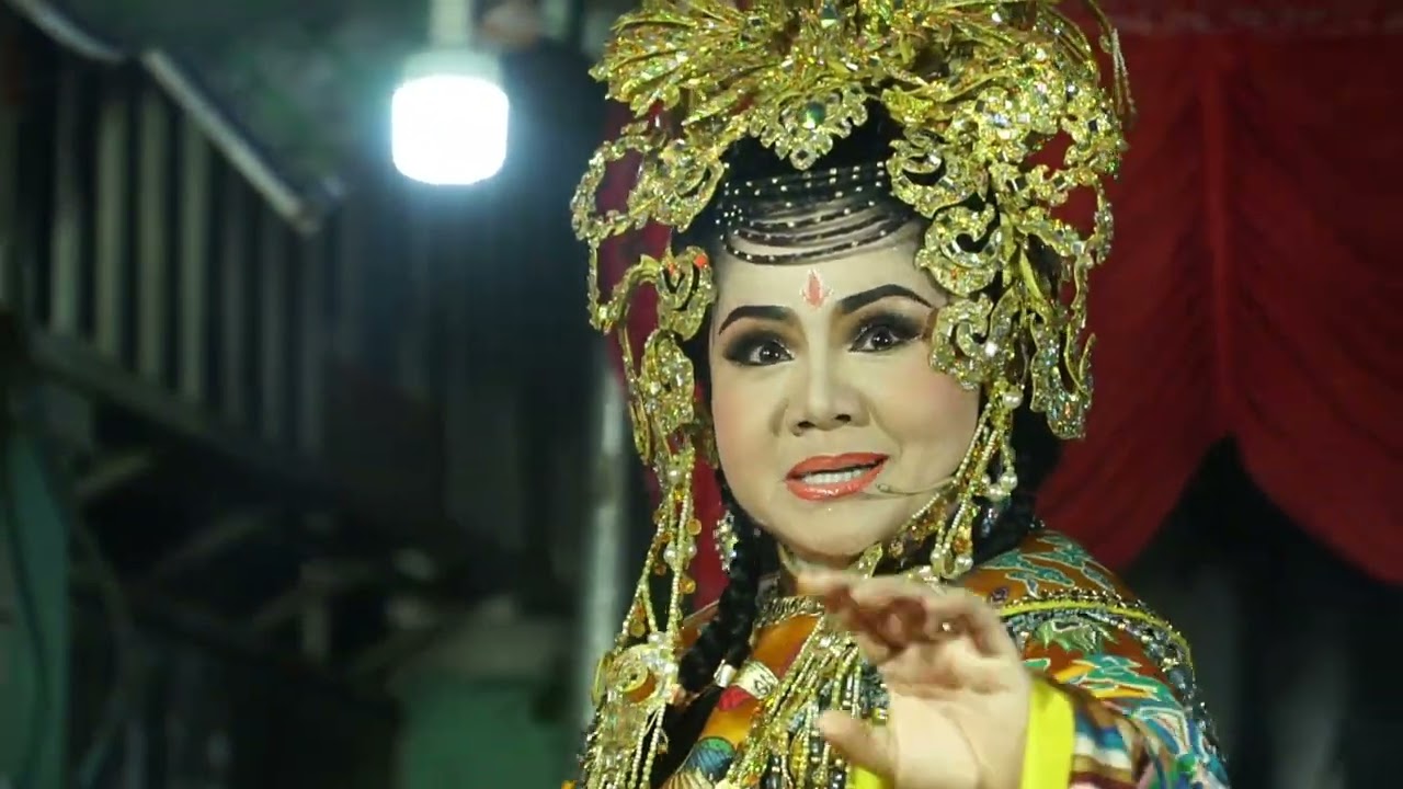 Trích đoạn thần nữ dâng ngũ linh kỳ. Nsut Tú Sương. Ns Bảo Ngọc. Ns Trọng Nhân