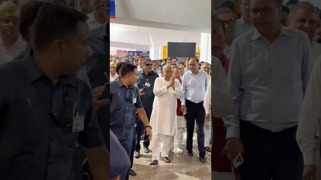 Nitish Kumar during the inauguration of patna metro #trending #metro  #nitishkumar #election