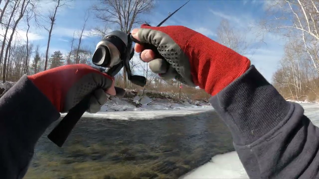 Ice Shelf Fishing with a Zebco 33 😬 | Cabin Fever Has Set In