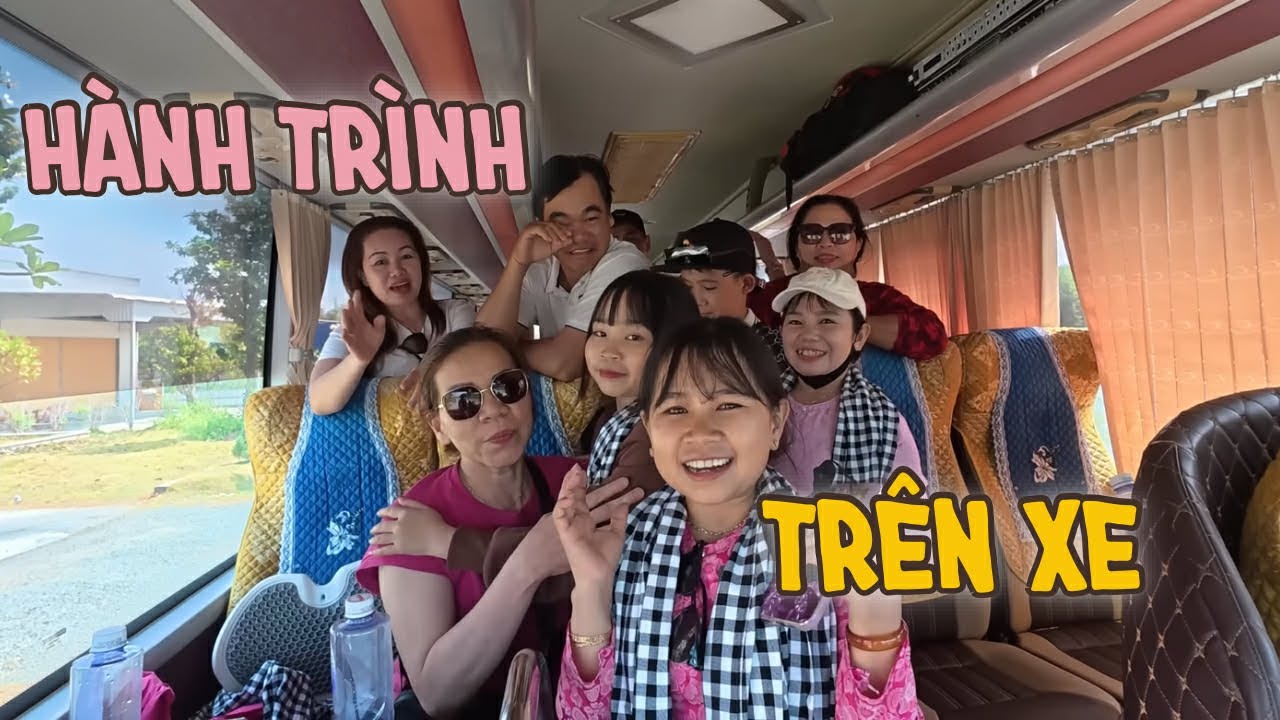 Cảnh Quay Lén Hành Trình Trên Xe & Bữa Cơm Chia Tay Má Cùng Cô Chú || Vợ Chồng Bé Bỏng