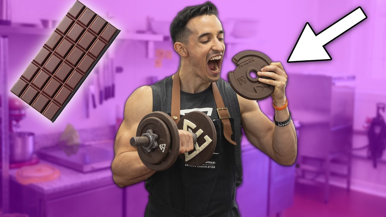 JE MANGE UNE HALTÈRE XXL EN CHOCOLAT 3000 CALORIES !! (pour de vrai !)