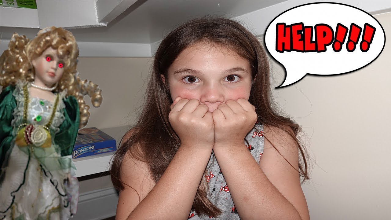 The Doll Maker Is Back! She Trapped Us In The Pantry Escape The Doll Maker