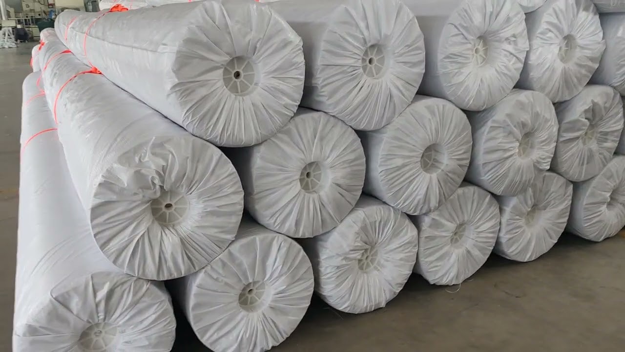 HDPE Geomembrane liner packaging and exporting WA:008613044003901