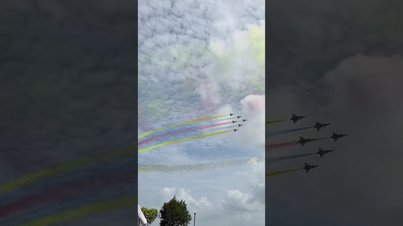 Singapore Airshow 2026 😱🤩 #funny #happy #fun #travel  #review #airshow #wow #airplane #show #colors 