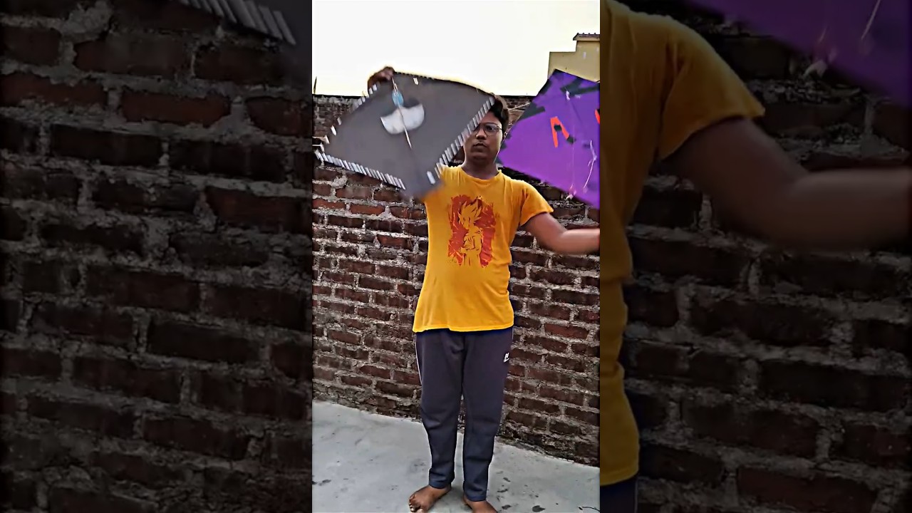 Kite Looting From Roof 🤯 #kiteflying #kitelover #bigkite #shortfeeds #viralvideos #viral