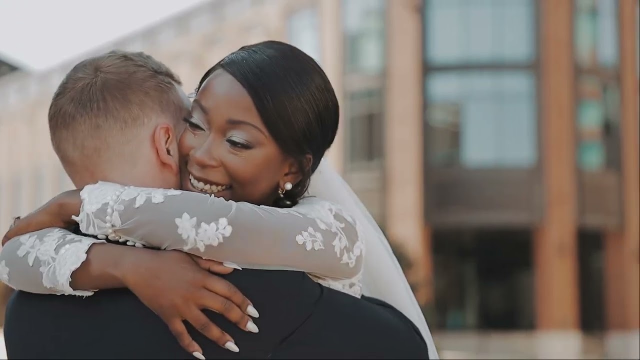 WE’RE MARRIED!