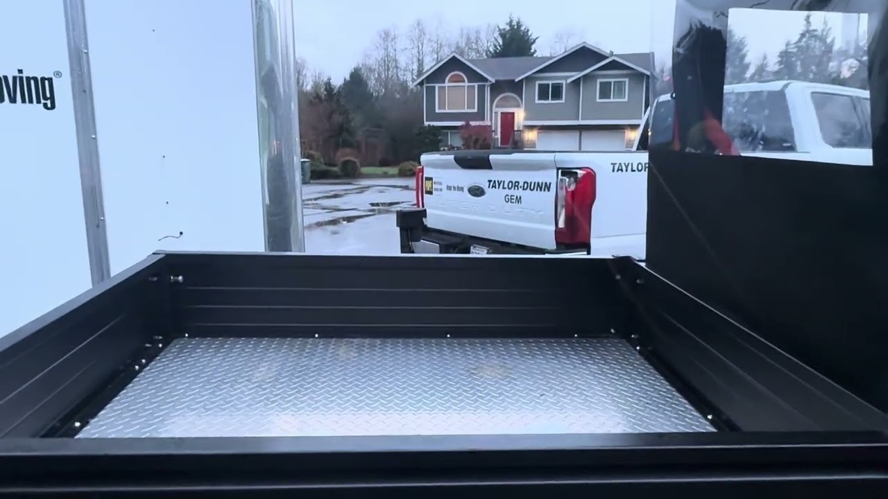 New Fusion Utility 4 Passenger Fusion Medium bed with Vinyl Hinged Enclosure