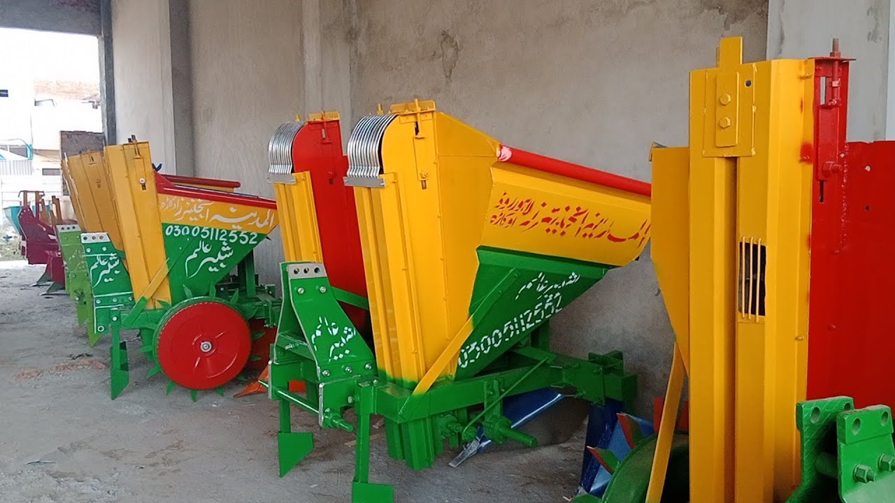 😱 Potatoes planter || Rotavator Agriculture mechineries of 2024 Almadina Engineer Shabeer Alam Okara