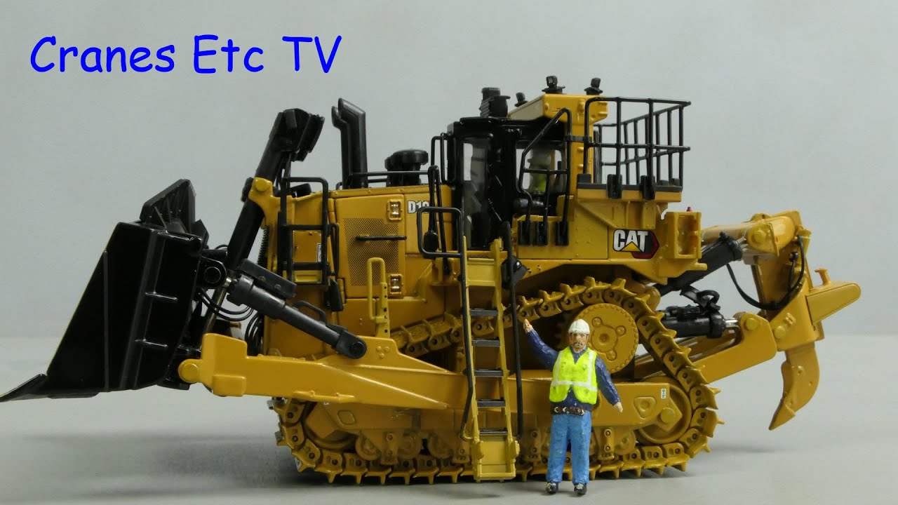Diecast Masters Caterpillar D10 Dozer by Cranes Etc TV