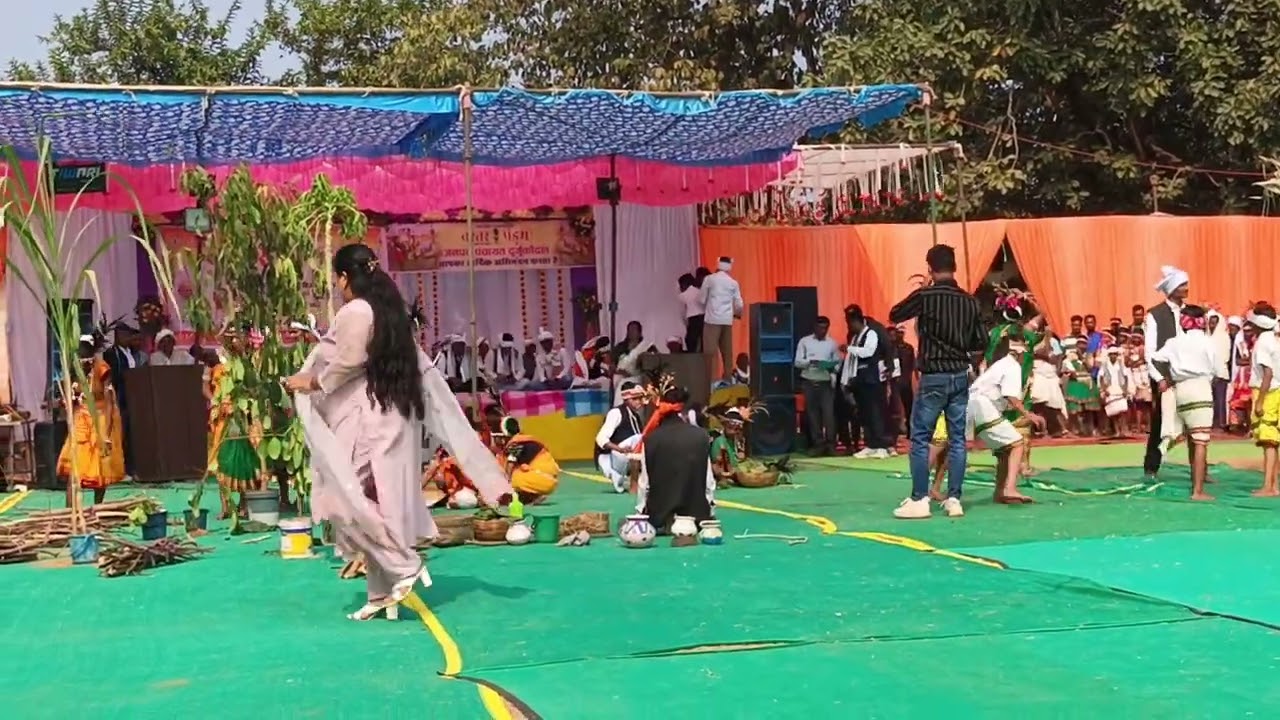 एक अद्भुत कहानी छोटे -छोटे बच्चों द्वारा  - बस्तर पंडूम।   नार्र दमकसा वि.ख.दुर्गकोंदल 