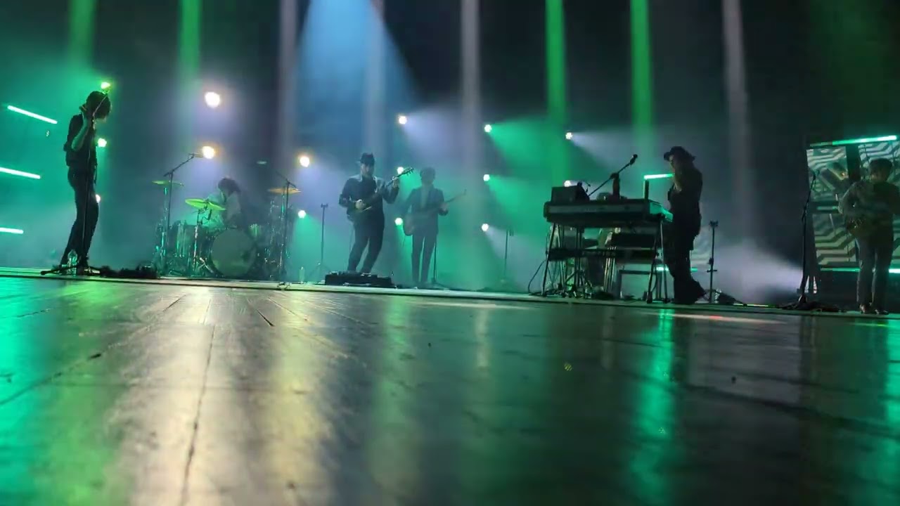 Baustelle / La canzone del parco - live a Bologna 2024