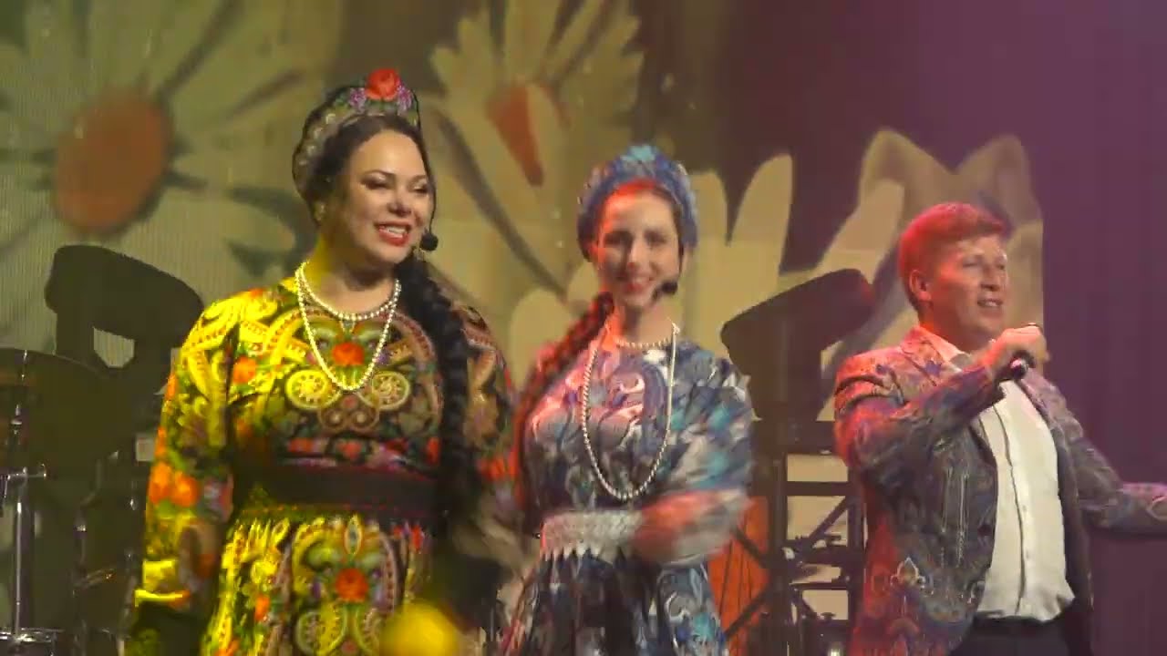HD. Фолк-шоу группа 