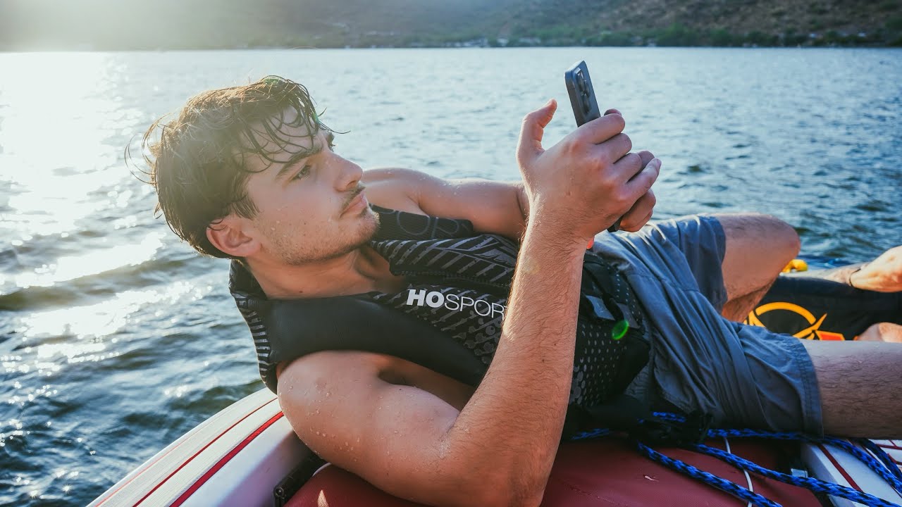 pov: you made $49,543 this month at 20 years old