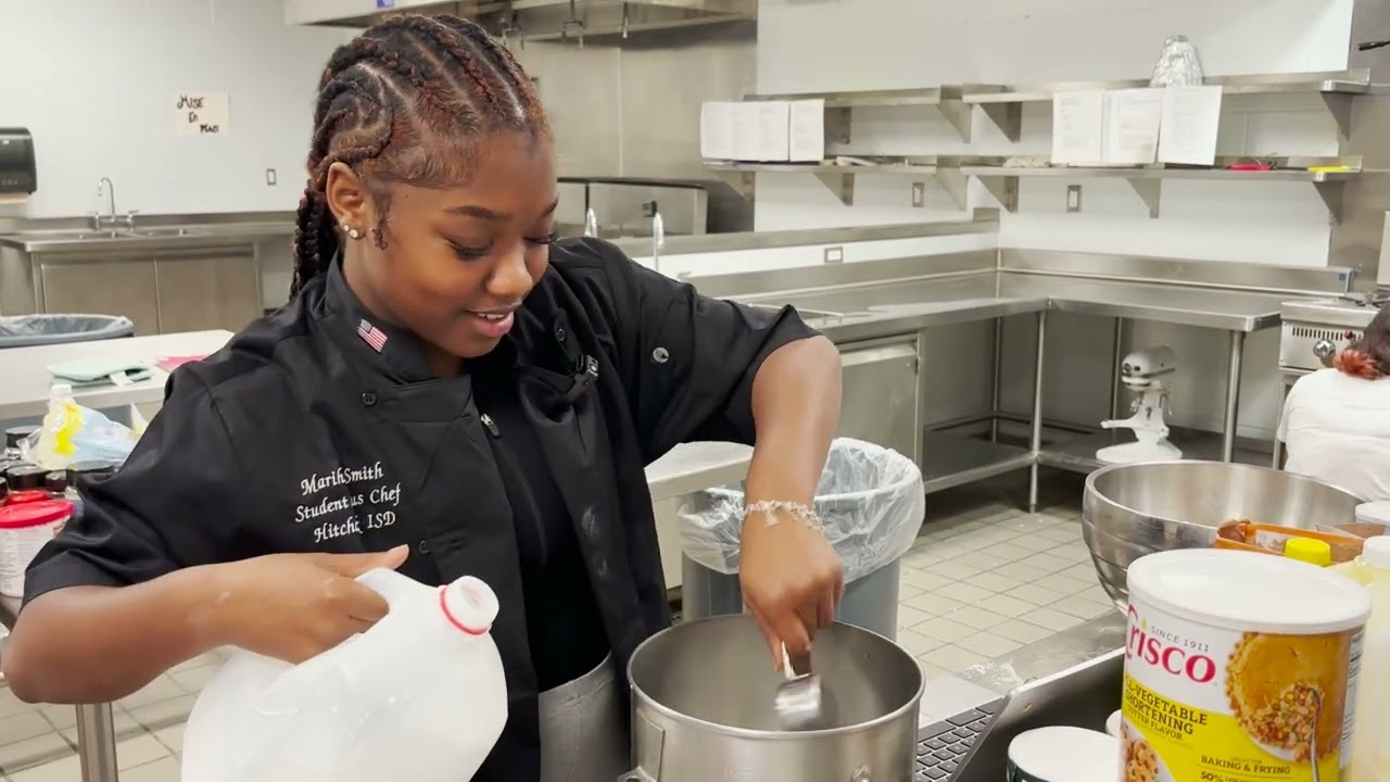 ❤️🖤🤍 Celebrating Our New Student Sous Chefs! ❤️🖤🤍