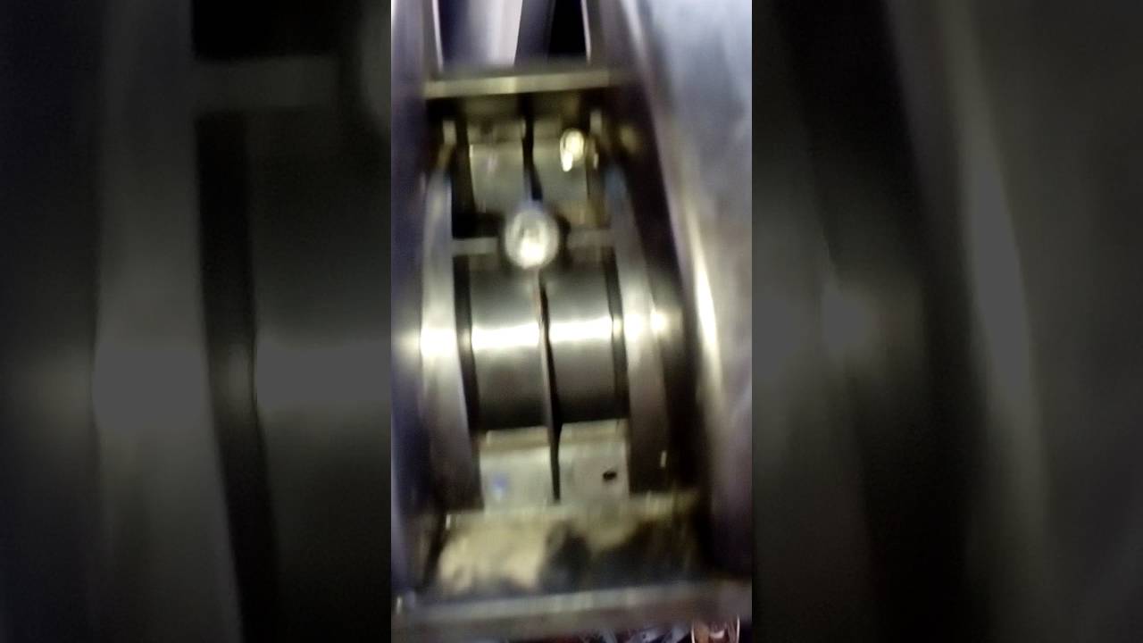 Замена моторчика печки ивеко стралис.