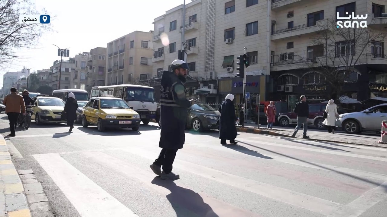 إشارة مرور ناطقة..  خطوة ذكية بين التجريب والتطبيق بدمشق