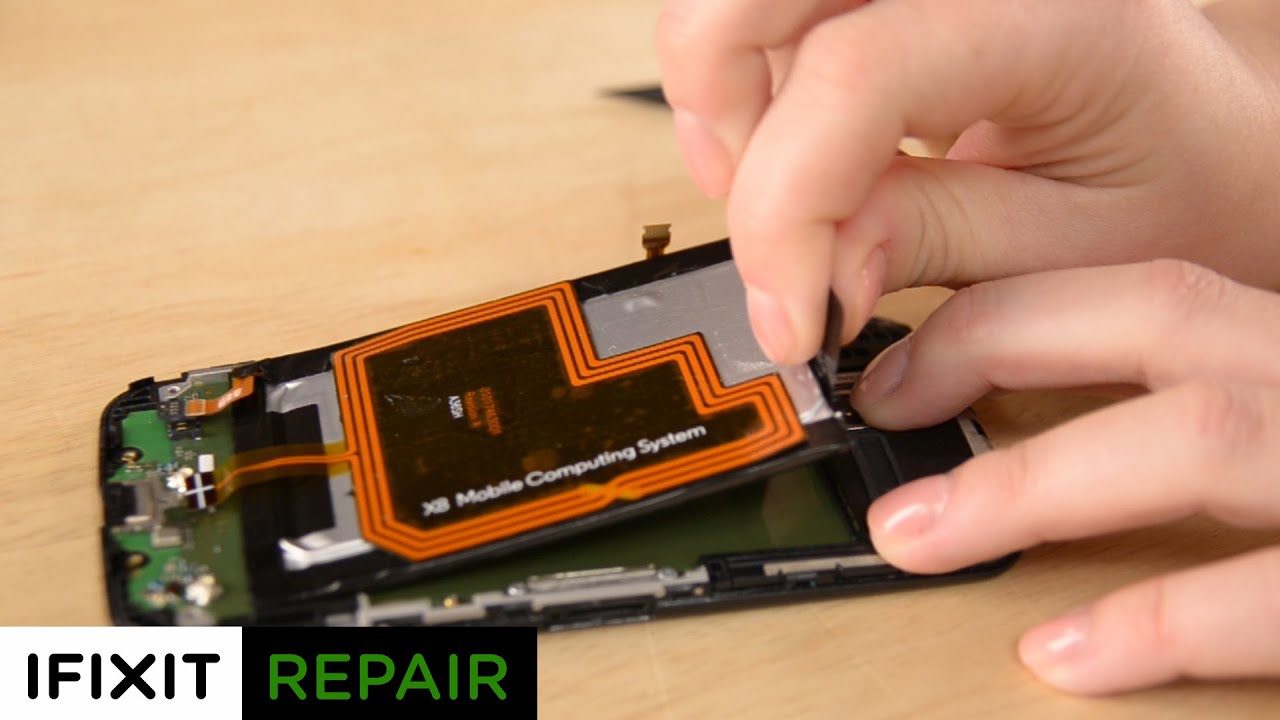 How To: Replace the Battery in your Moto X!