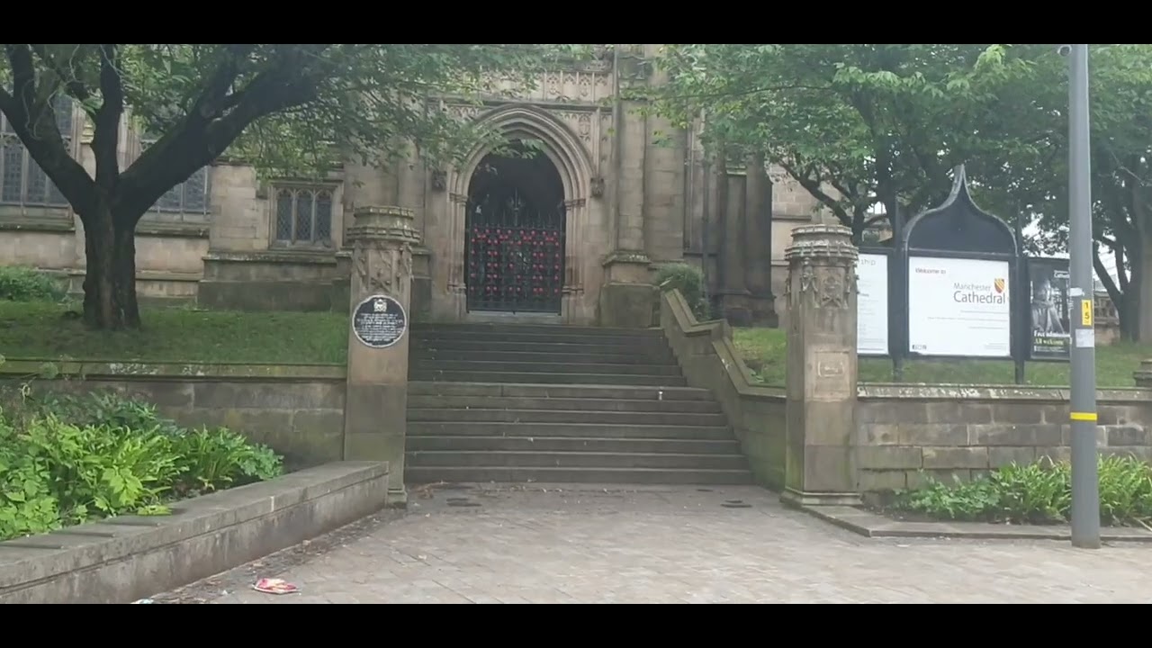 Bells ringing at Manchester cathedral (18th June 2023)