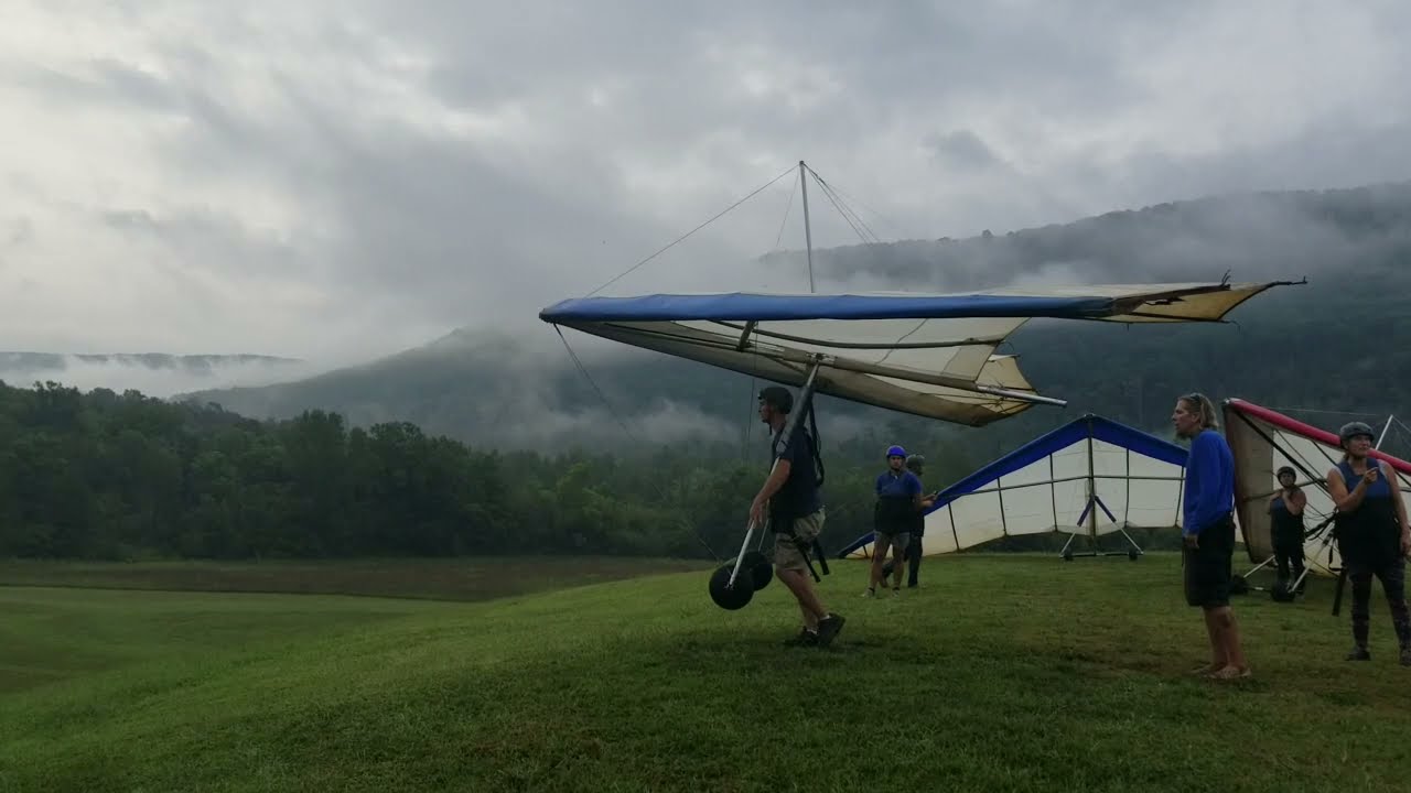 Lookout Mountain Flight Park - John Hang Gliding