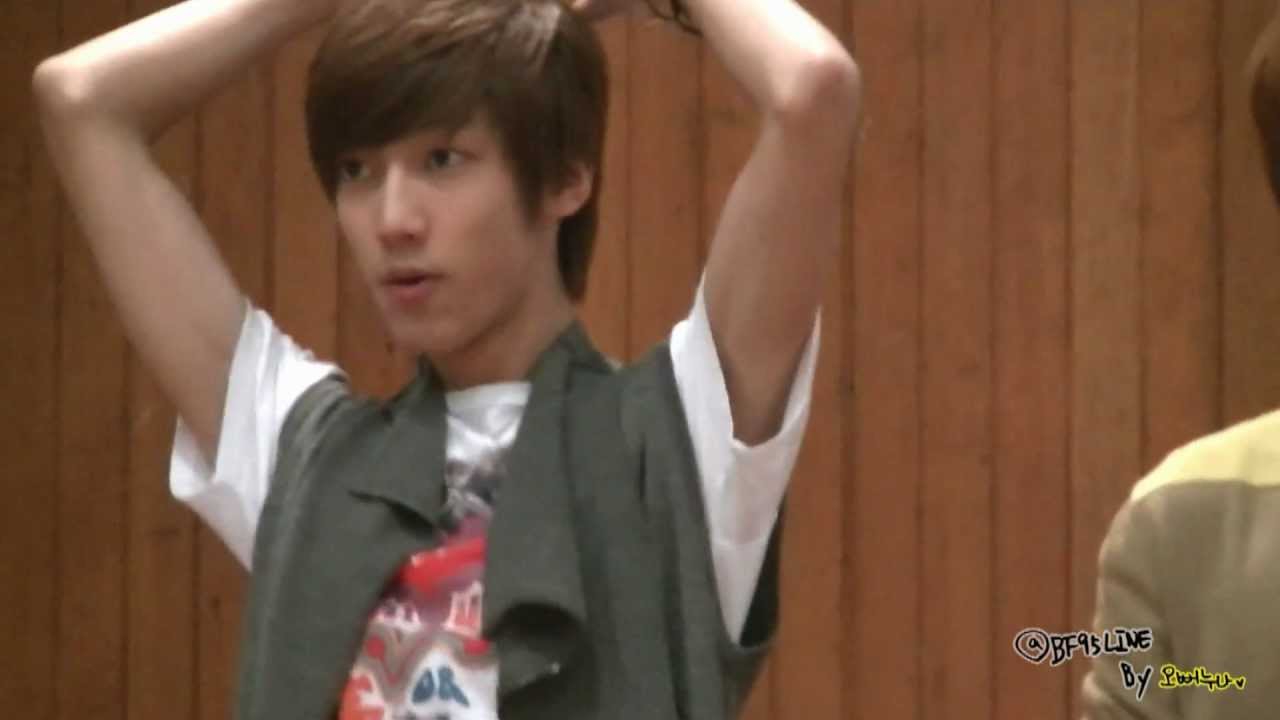 [FanCam] 120818 Boyfriend's Fansign Event at Gwangju - Kwangmin Chokes on Lemonade