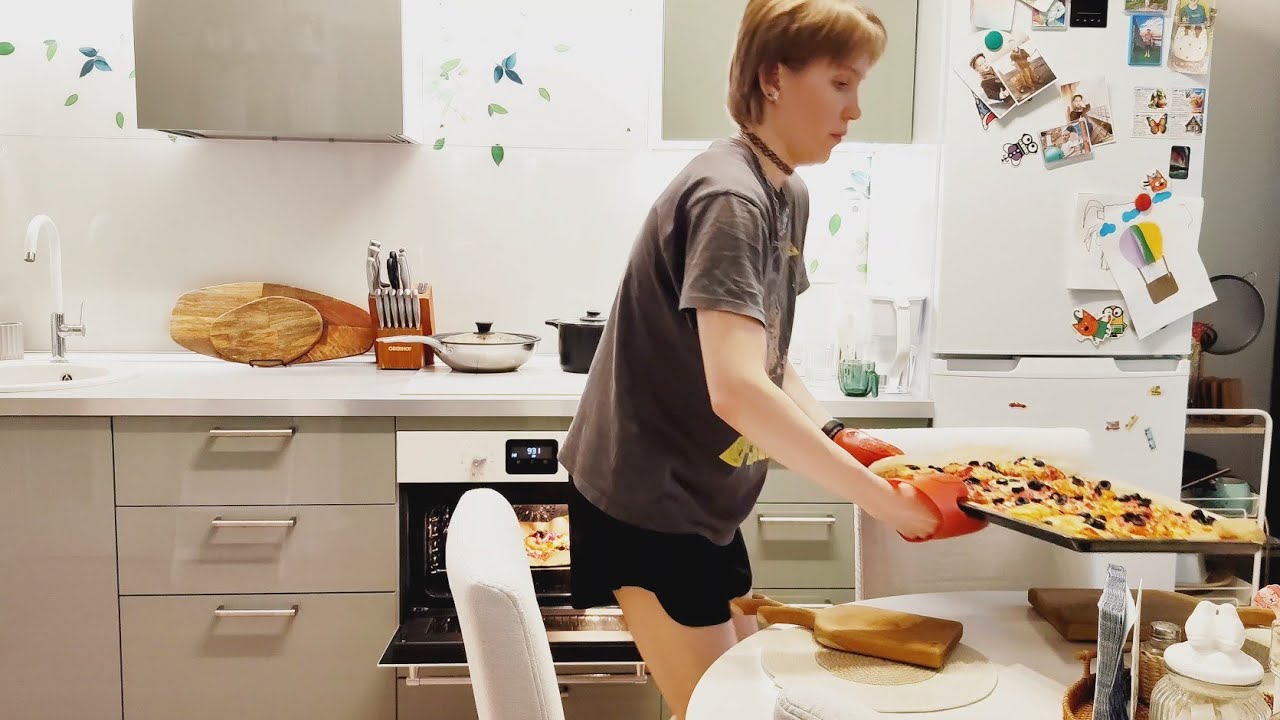 Продуктивная уборка перед ночной сменой | Сырники с шоколадом, школьная пицца, песочное печенье🤤🤤🤤