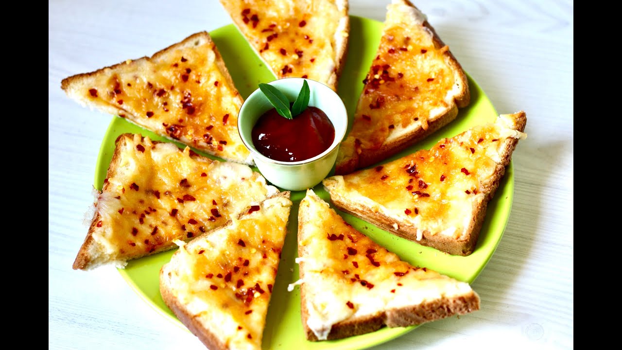Simple Chili Cheese  Garlic Toast | Chili Cheese Toast