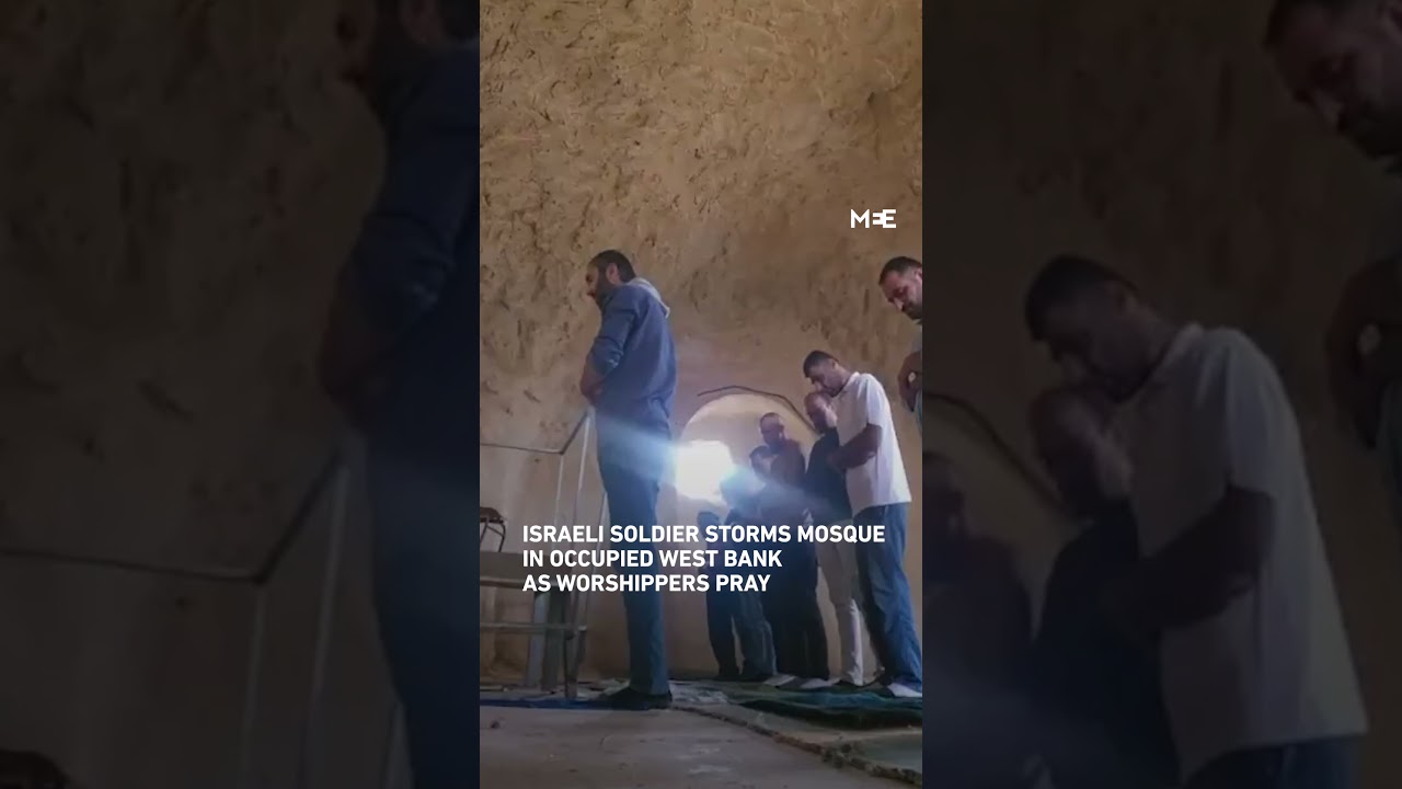 Israeli soldier storms mosque in occupied West Bank