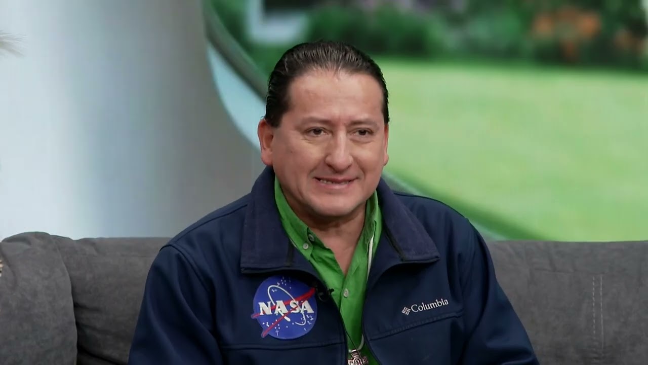 EL UNIVERSO TE RESPONDE CON FERNANDO CORREA