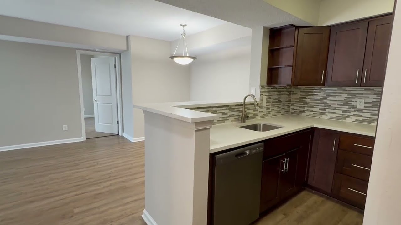 The Ashberry Apartments in Pasadena, MD 2 bedroom 2 bathroom Cranberry Floor Plan. Home 113 Tour.