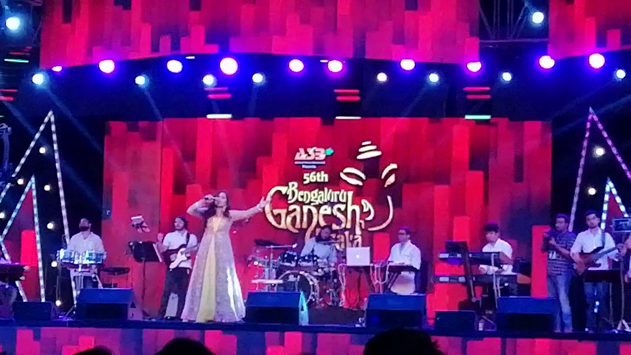 Teri meri 💕 @shreyaghoshal Live in 56th BGU